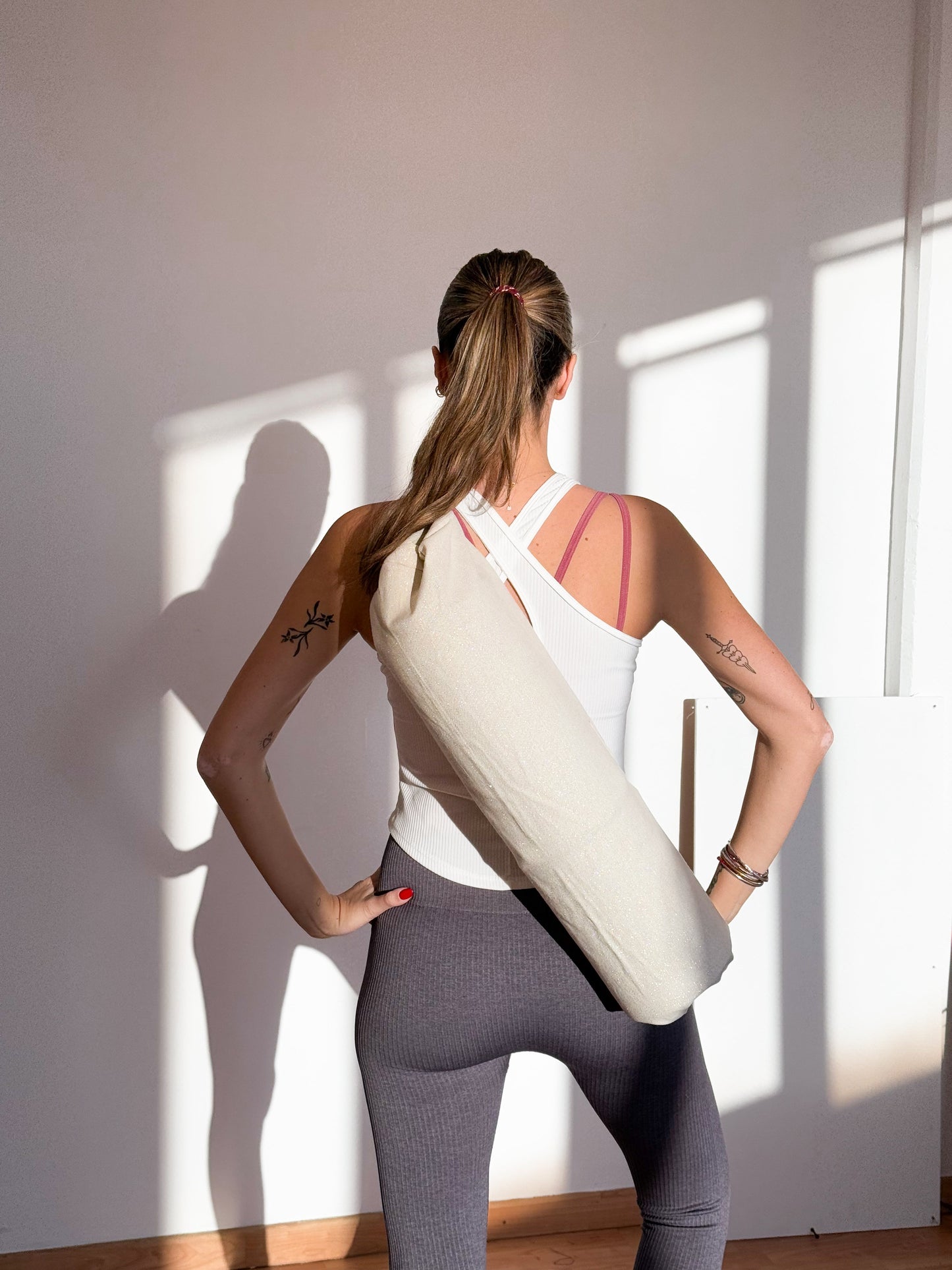 Yogamat schoudertas De La Mur Line ecru